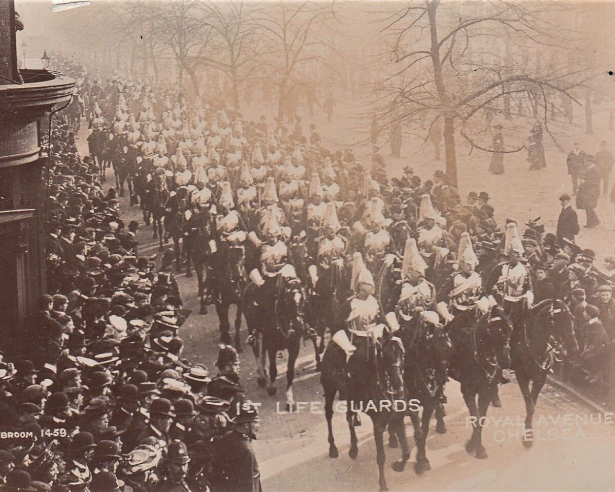 1st Life Guards on Royal Avenue, Chelsea, 1905